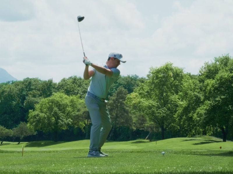 loading="lazy"